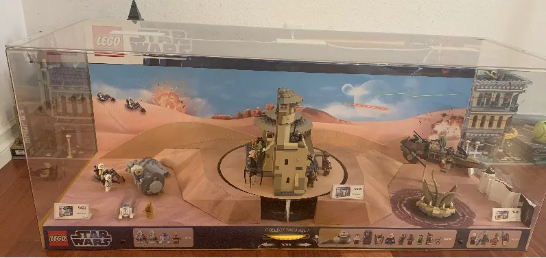 Display Assembled Sets, Large Plastic Case for Star Wars Tatooine Scene (shows 9490, 9516 and 9496)