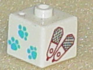 Bead, Square with Paw Prints and Snowshoes Pattern