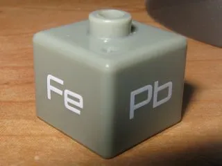 Bead, Square with Fe, U, Mn, and Pb Pattern (P1704)
