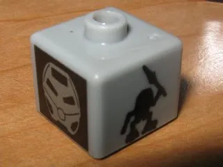 Bead, Square with Bionicle Turaga Whenua and Ruru Pattern (P1704)