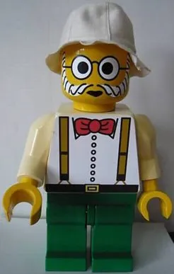 Display Figure 7in x 11in x 19in (Dr. Charles Lightning)