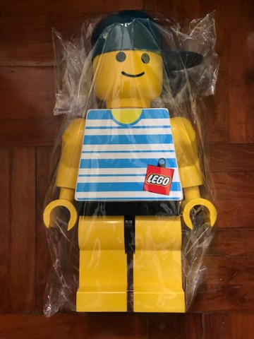 Display Figure 7in x 11in x 19in (Safe Guard Boy)