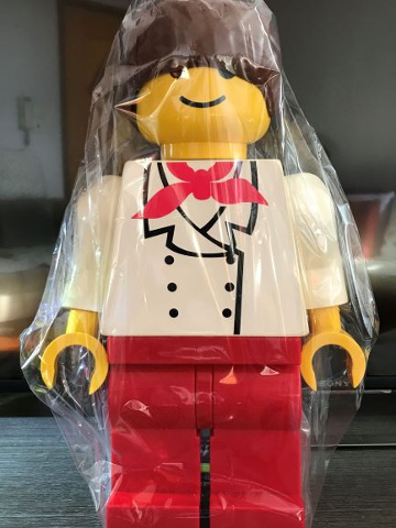 Display Figure 7in x 11in x 19in (Chef Female)
