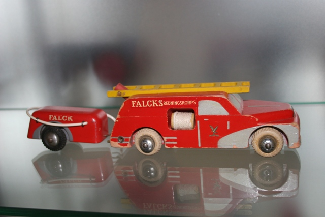 Wooden Firetruck with Trailer