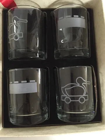 Glasses Set of 4 with Brick and Classic Duck