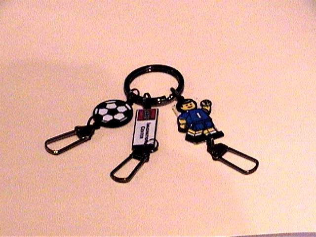 Imagination Center Key Chain Male player with Soccer ball