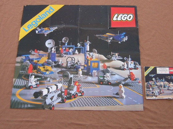 Space Poster Large 1979 (Legoland Moonbase)