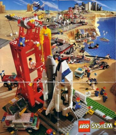 Town Poster 1995 Spanish with Board Game on Reverse (924.017-E)
