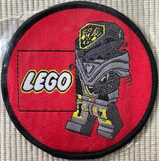Patch, Sew-on Cloth Round, Minifigure UFO Zotaxian Alien - Black Pilot