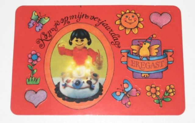 Postcard - Birthday Party Invitation with Stickers - A-1 Homemaker Figure / Maxifigure with Cake (Dutch)