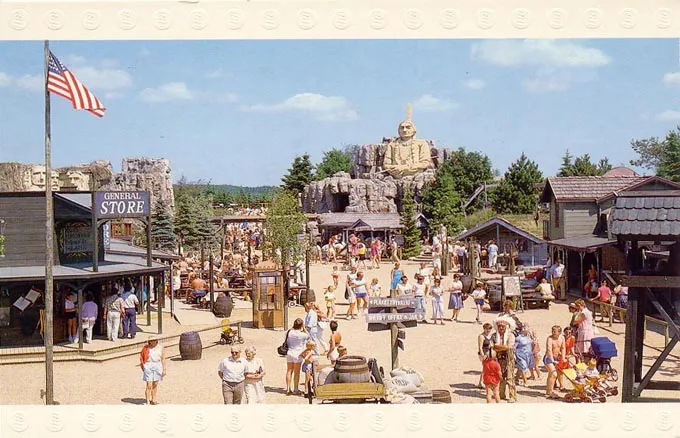 Postcard - Legoland Parks, Legoland Billund - LEGOREDO, Town