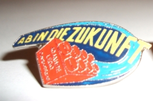 Pin, Ab in die Zukunft - 40 Jahre LEGO Deutschland