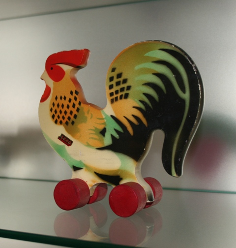 Wooden Pull-Along Cock