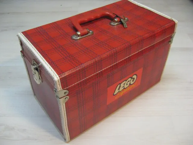 Storage Box Plaid with Handle and Metal Corner Protectors