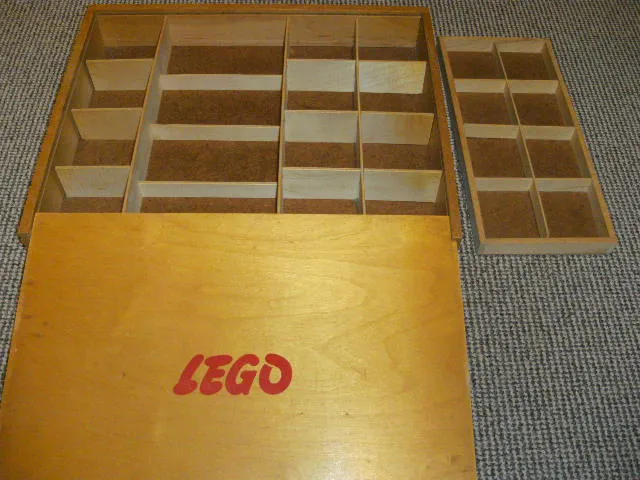 Wooden Storage Box with Plain Sliding Top and Red LEGO Logo (no Dogbone)