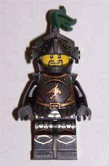 Kingdoms - Dragon Knight Armor with Chain, Helmet with Visor, Beard