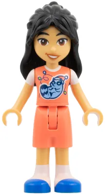 Friends Liann - Coral Outfit with Raccoon and Christmas Lights