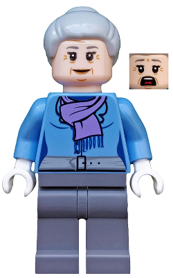 Aunt May - Medium Lavender Scarf