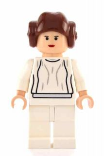 Princess Leia - White Dress, Simple Belt, Small Eyes, Smooth Hair