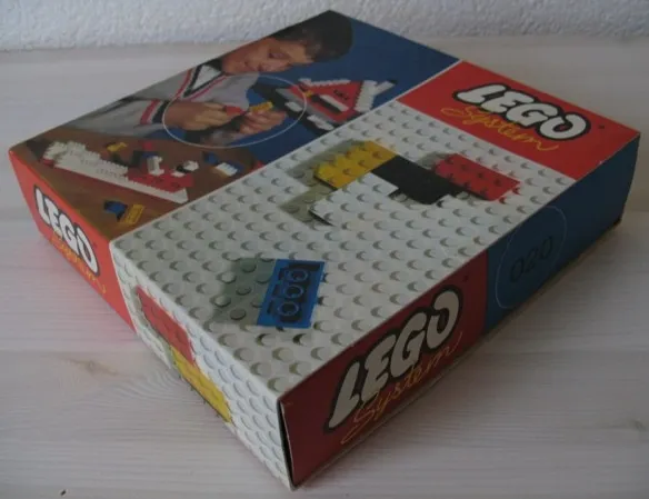 Basic Building Set in Cardboard