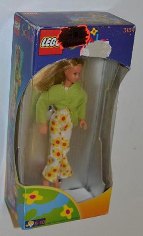 Marie in Happy Flowers