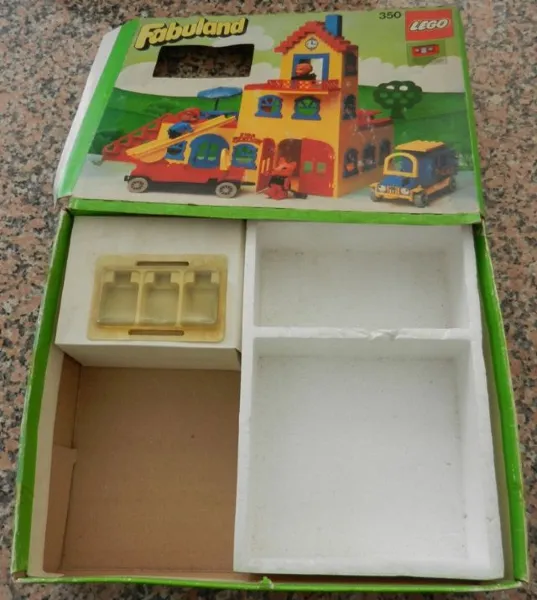 Town Hall with Leonard Lion & Friends