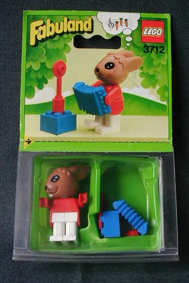 Robby Rabbit and Accordion