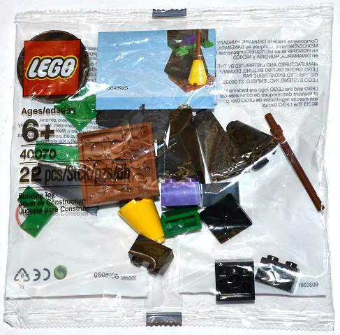 Monthly Mini Model Build Set - 2013 10 October, Witch polybag