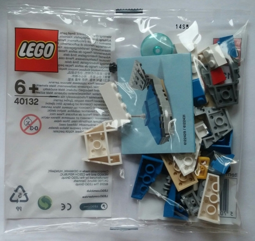 Monthly Mini Model Build Set - 2015 07 July, Whale polybag