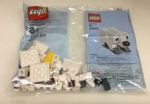 Monthly Mini Model Build Set - 2016 01 January, Polar Bear polybag