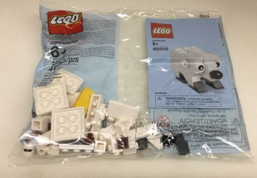 Monthly Mini Model Build Set - 2016 01 January, Polar Bear polybag