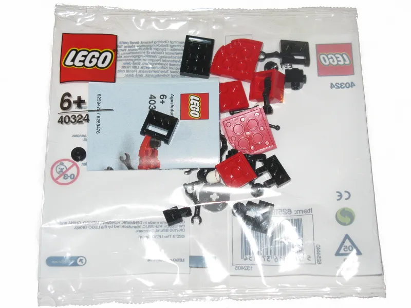 Monthly Mini Model Build Set - 2019 04 April, Ladybird polybag