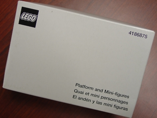 9V Platform and Mini-figures