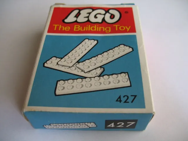 8 Plates 2 x 8 (The Building Toy)