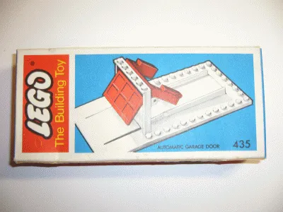 Garage Plate and Door (The Building Toy)