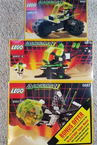 Space Blacktron II Bundle Pack (Copack of Sets 6851, 6878, and 6887) - Blacktron Super Vehicle