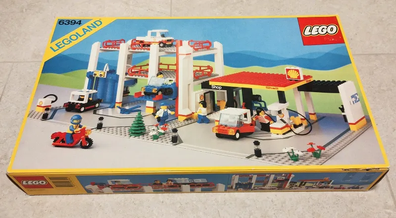 Metro Park & Service Tower