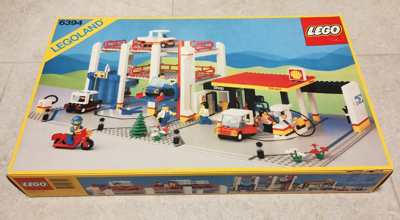 Metro Park & Service Tower