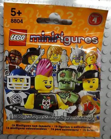 Minifigure, Series 4 (Complete Random Set of 1 Minifigure)