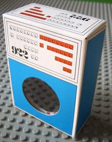 28 bricks with 1, 2, 4, 6 and 8 studs