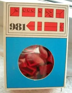 34 sloping profile bricks, including profile peak bricks, Red