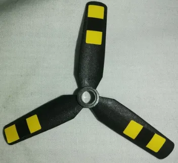 Propeller 3 Blade 9 Diameter with Center Recessed with Yellow Stripes Pattern (Stickers) - Set 60103