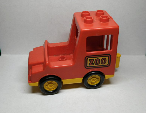 Duplo Truck with Covered Bed and Yellow Base with 'ZOO' Pattern