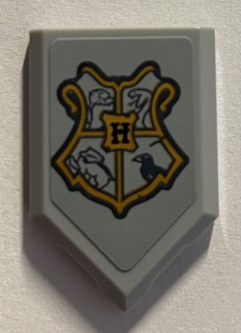 Tile, Modified 2 x 3 Pentagonal with Gold Coat of Arms Hogwarts Crest with 4 Animals Pattern (Sticker) - Set 76389
