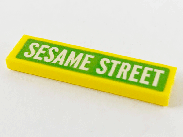 Tile 1 x 4 with White 'SESAME STREET' on Lime Background Pattern