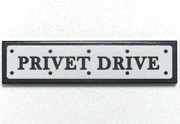 Tile 1 x 4 with Road Sign with 'PRIVET DRIVE' and Rivets on White Background Pattern (Sticker) - Set 75968