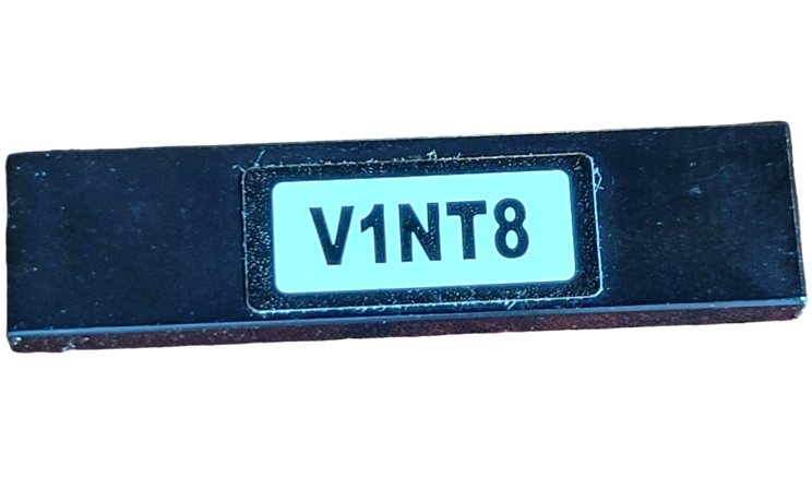 Tile 1 x 4 with 'V1NT8' Pattern (Sticker) - Set 76054
