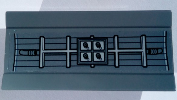 Vehicle, Spoiler / Plow Blade 6 x 3 with Hinge with SW Millennium Falcon Radar Pattern (Sticker) - Set 75105