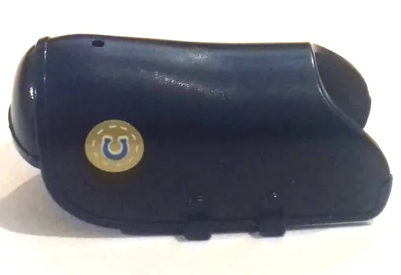 Horse Blanket with 2 Clasps on Both Sides with Medium Blue Horseshoe and White Stitches on Gold Background Pattern (Sticker) - Set 41126