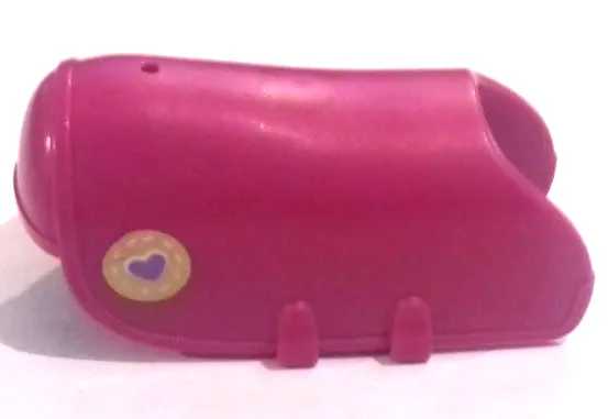 Horse Blanket with 2 Clasps on Both Sides with Medium Lavender Heart and White Stitches on Gold Background Pattern (Sticker) - Set 41126